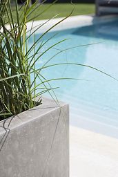 Square Concrete GRC Planter by Fleur Ami DIVISION