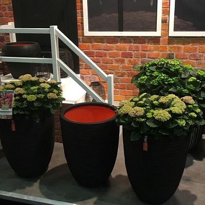 Round Resin Row Planter by Cadix Capi Tutch Vase Elegance Low