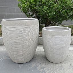 IDEALIST Lite Ribbed Light Concrete Vase Planter