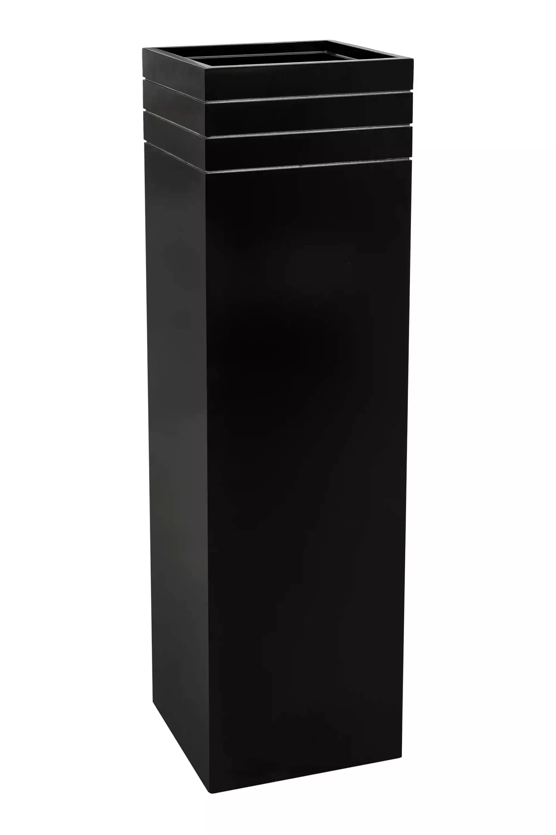 Line-Up Tall Planter IN\OUT