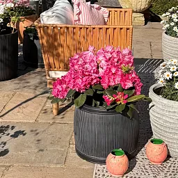 IDEALIST Lite Vertical Ribbed Vintage Style Barrel Round Planter