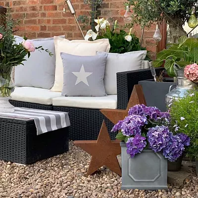 IDEALIST Lite Faux Lead Chelsea Box Square Light Concrete Planter