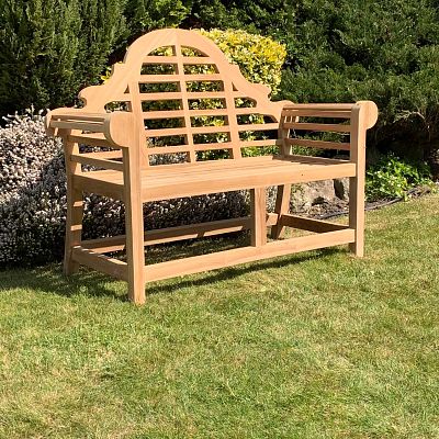 Lutyen Wood Garden Bench by Woodd