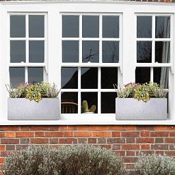 IDEALIST Lite Window Box Light Concrete Planter
