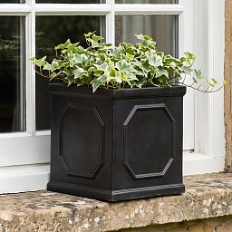 IDEALIST Lite Faux Lead Chelsea Box Square Light Concrete Planter