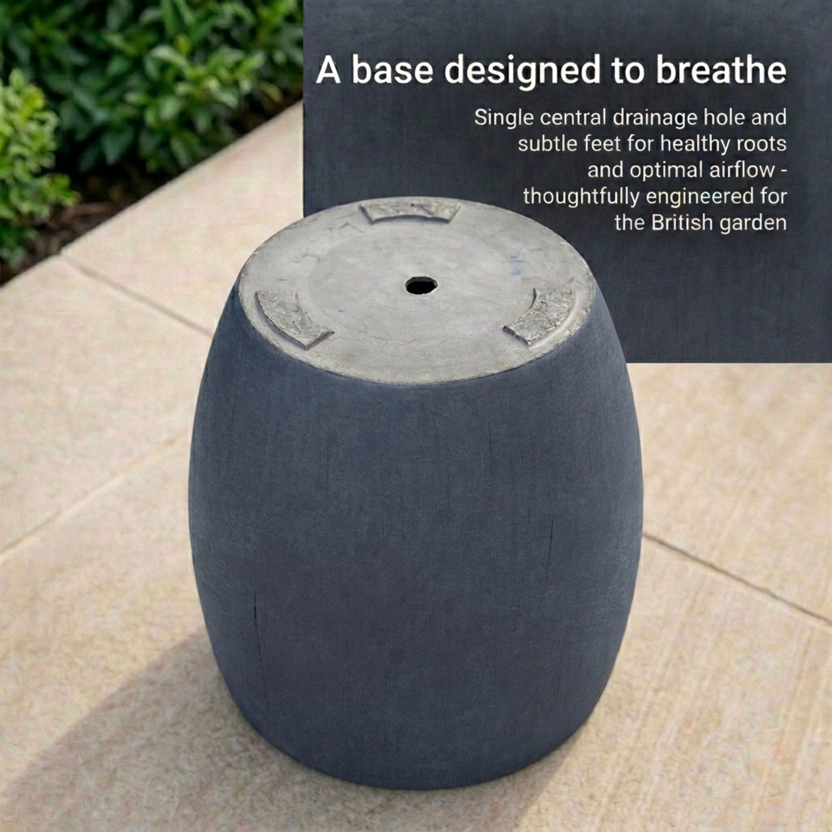 IDEALIST Lite Contemporary Light Concrete Egg Planter