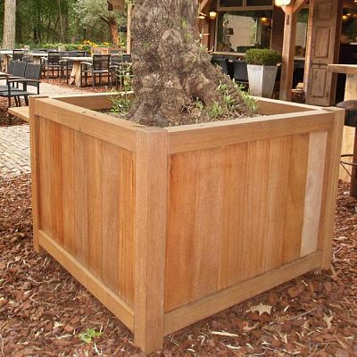 Hardwood Valencia Square Wood Outdoor Planter
