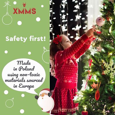XMMS Dublin Artificial Christmas Tree with Tree Skirt & Cotton Gloves Pine Green Needles