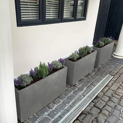 IDEALIST Lite Contemporary Light Concrete High Trough Planter