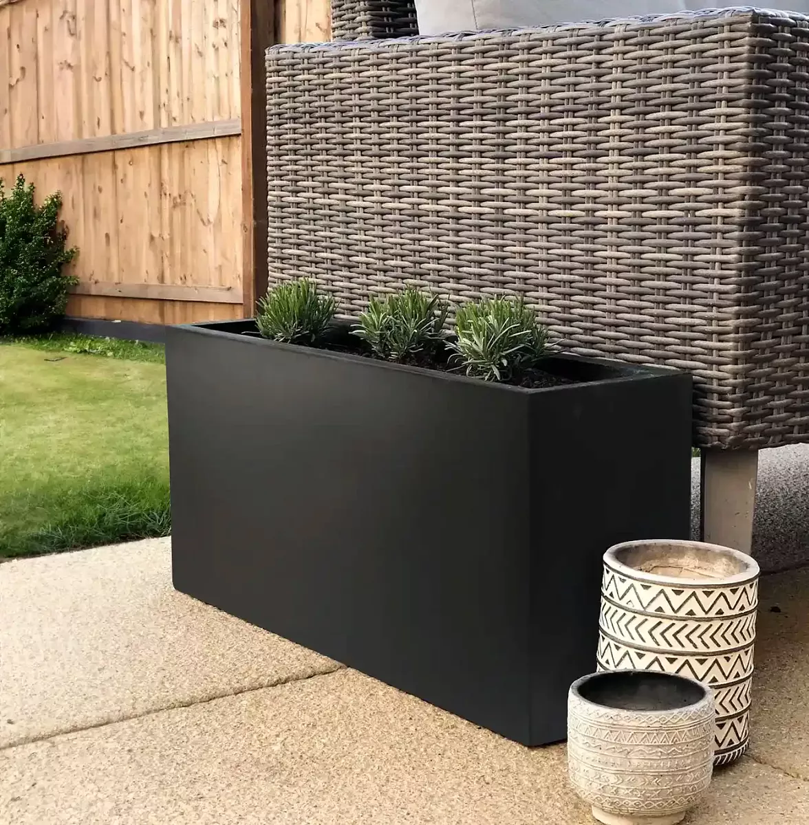IDEALIST Lite Contemporary Light Concrete High Trough Planter