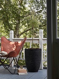 Round Resin Ribbed Planter by Cadix Capi Tutch Vase Elegance Low