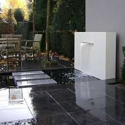 Aluminium Garden Fountain Pondwall Freestanding