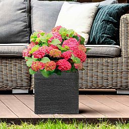 IDEALIST Lite Ribbed Light Concrete Square Planter
