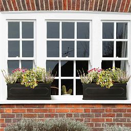 IDEALIST Lite Faux Lead Chelsea Light Concrete Through Planter