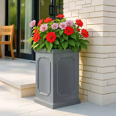 IDEALIST Lite Faux Lead Chelsea Light Concrete Tall Square Planter