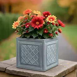 IDEALIST Lite Faux Lead Lattice Planter Light Concrete Square Box