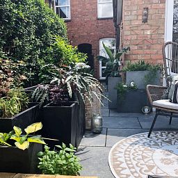 IDEALIST Lite Contemporary Light Concrete Trough Planter