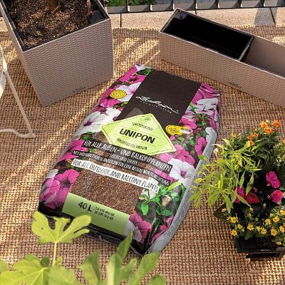 LECHUZA UNIPON Pre-fertilized Potting Soil Compost for Outdoor and Balcony Plants