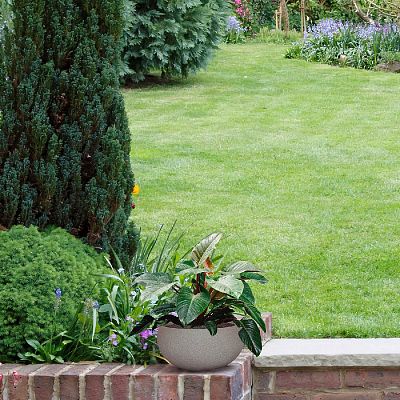 IDEALIST Lite Textured Concrete Effect Bowl Outdoor Planter