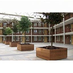 Hardwood Sevilla Square Wood Outdoor Planter