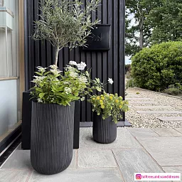 IDEALIST Lite Ribbed Cylinder Outdoor Planter
