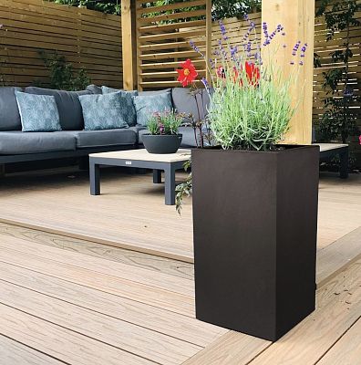 IDEALIST Lite Tall Square Contemporary Light Concrete Planter