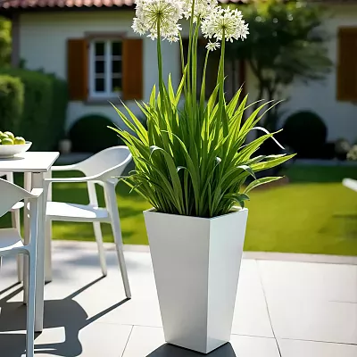 IDEALIST Lite Tall Tapered Contemporary Light Concrete Planter