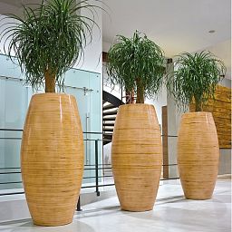 Magellan Wicker Round Tall Polystone Indoor Planter