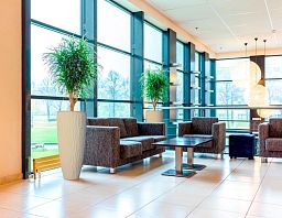 Composits Polystone Partner Verside Round Tall Indoor Planter Pot