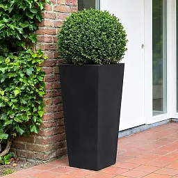 IDEALIST Lite Tall Tapered Contemporary Light Concrete Planter