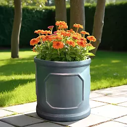 IDEALIST Chelsea Light Concrete Cylinder Garden Planter