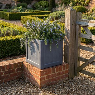 IDEALIST Regency Light Stone Square Garden Planter
