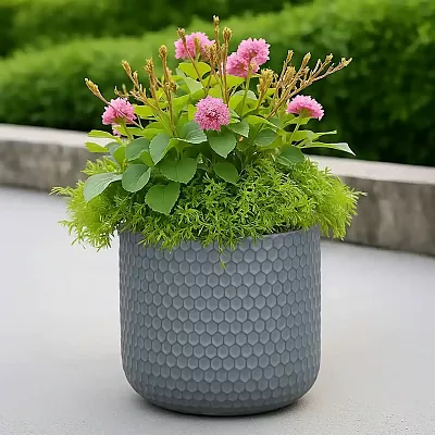 IDEALIST Lite Honeycomb Style Cylinder Round Outdoor Planter