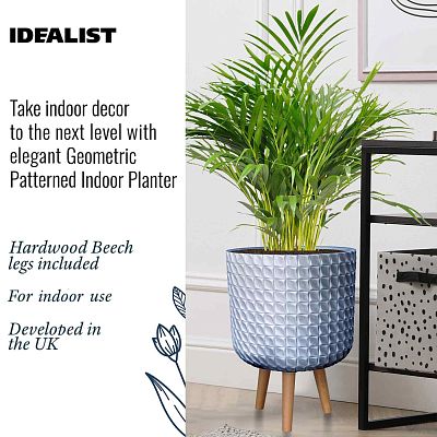 IDEALIST Lite Faceted Effect Planter on Legs