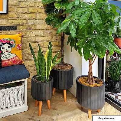 IDEALIST Lite Modern Ribbed Cylinder Planter on Legs, Round Pot Plant Stand Indoor