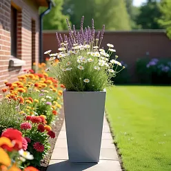 IDEALIST Lite Tall Tapered Contemporary Light Concrete Planter