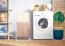 Froppi Bamboo Free Standing Towel Rack, Wooden Towel Holder and Ladder with 3 Bars