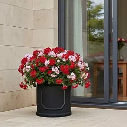 IDEALIST Chelsea Light Concrete Cylinder Garden Planter