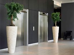 Composits Polystone Partner Seaside Round Tall Indoor Planter Pot