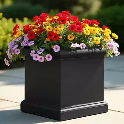 IDEALIST Lite Victorian Box Square Light Stone Outdoor Planter