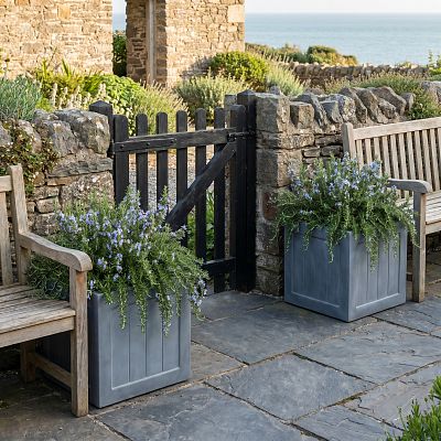 IDEALIST Regency Light Stone Square Garden Planter