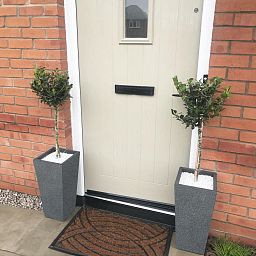 IDEALIST Lite Textured Concrete Effect Tall Tapered Outdoor Planter