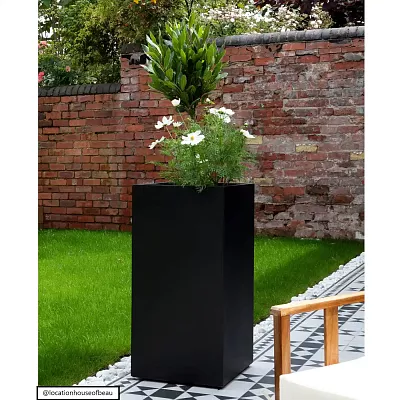 IDEALIST Lite Tall Square Contemporary Light Concrete Planter