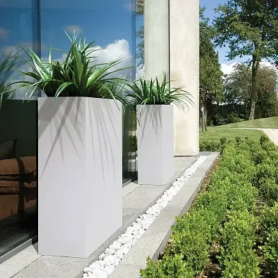 IDEALIST Lite Narrow Contemporary Light Concrete Trough Planter