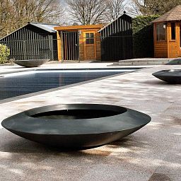 UFO Bowl Outdoor Fiberglass Planter