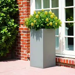 IDEALIST Lite Tall Square Contemporary Light Concrete Planter