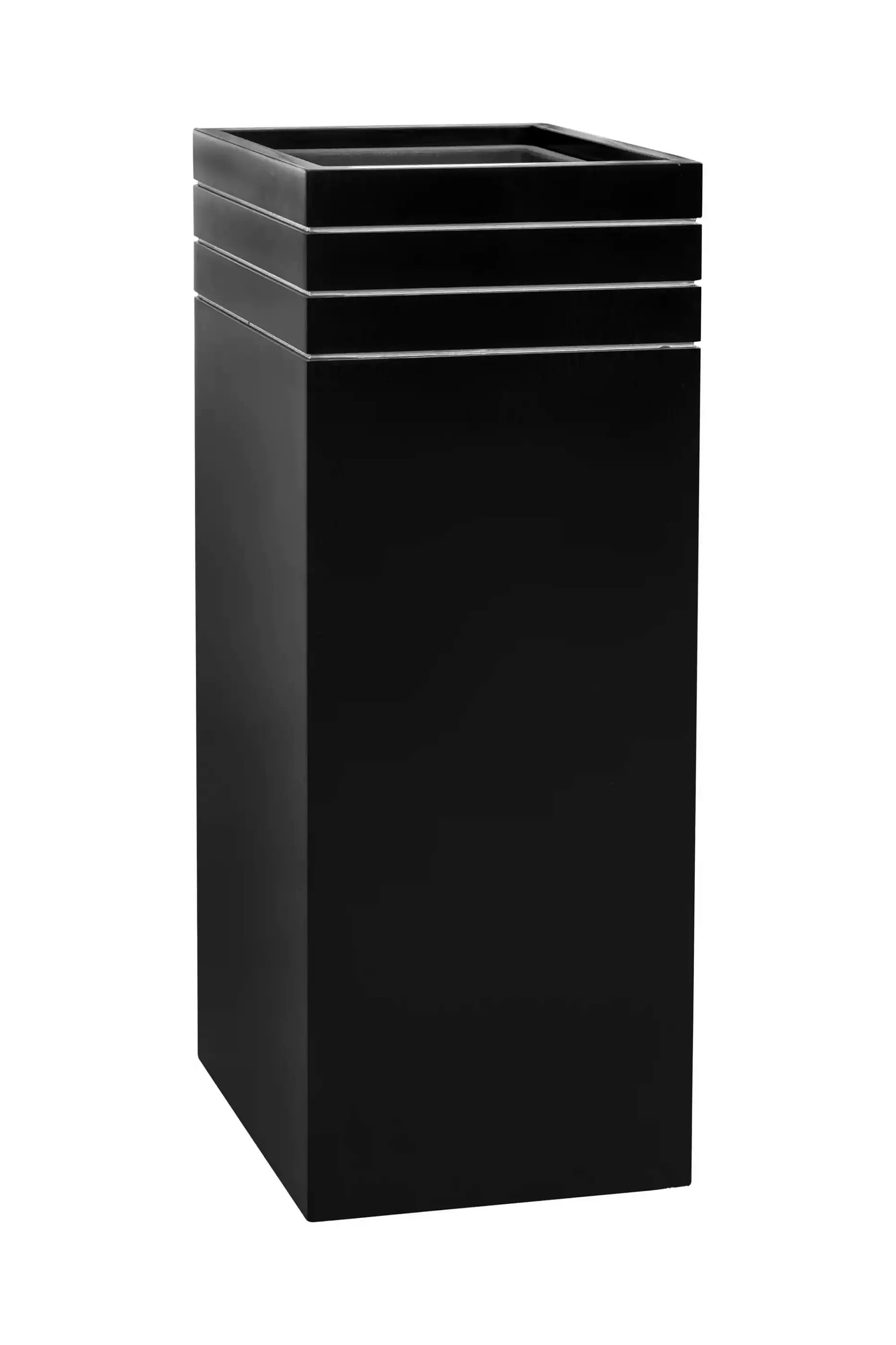 Line-Up Tall Planter IN\OUT