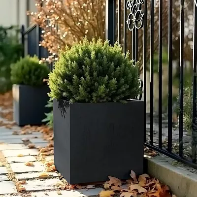 IDEALIST Lite Square Box Contemporary Light Concrete Planter
