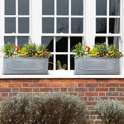 IDEALIST Lite Faux Lead Chelsea Light Concrete Through Planter