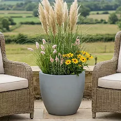 IDEALIST Lite Contemporary Light Concrete Egg Planter